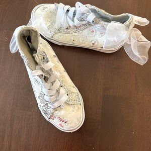 Girls dress sneakers